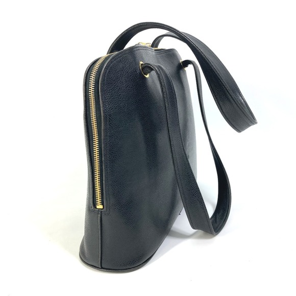 CHANEL Quilted Lambskin Shoulder Bag Black - Picture 3 of 12